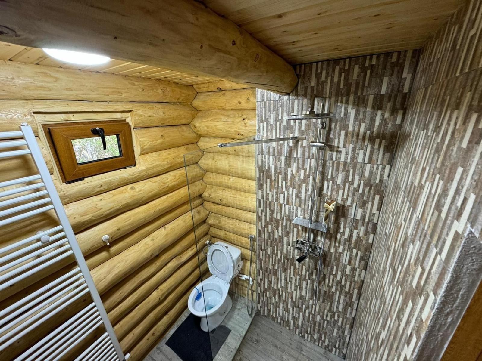 Hébergement de vacances Casutele Din Padure *